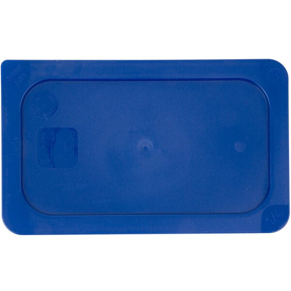 A blue plastic lid for a Carlisle food pan with a hole in it.