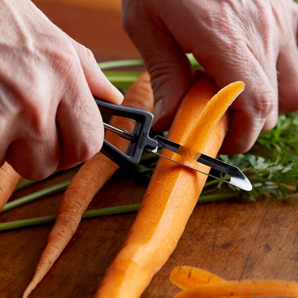 vegetable peeler uses