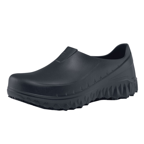 A black water-resistant soft toe non-slip shoe with rubber soles.