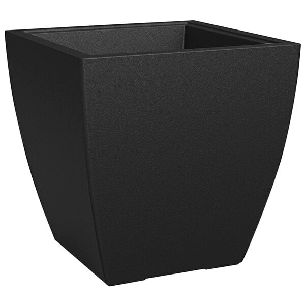 A black square Mayne Kobi planter.