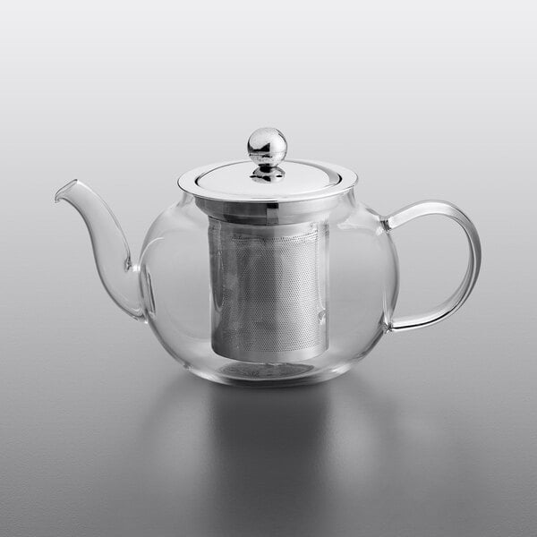 An Acopa Lotus glass teapot with a stainless steel infuser.