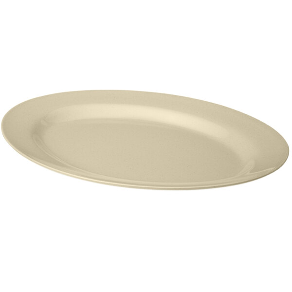 A white oval platter with a thin rim.
