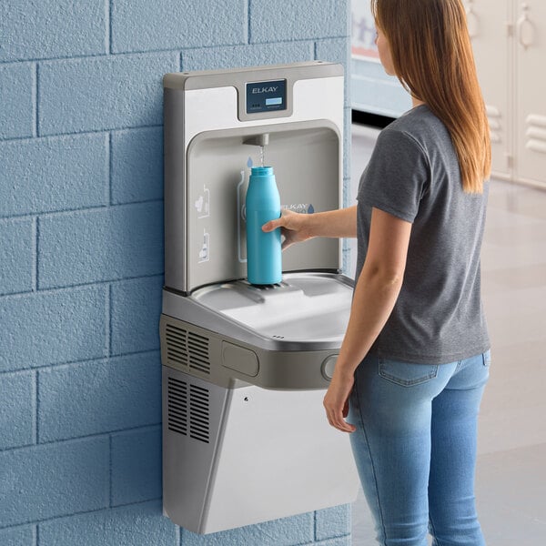 Zurn Elkay LZS8WSSK ezH20 8 GPH Stainless Steel Hands-Free Filtered Bottle Filling Station with Drinking Fountain - Chilled