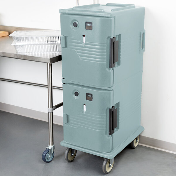 Cambro UPCH800401 Ultra Camcart® Slate Blue Electric Hot Food Holding ...