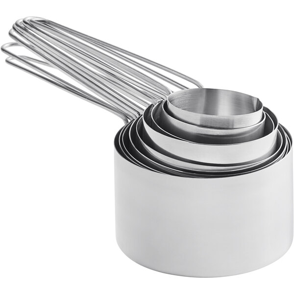 a stack of measuring cups