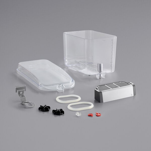 A clear plastic container with a clear lid.