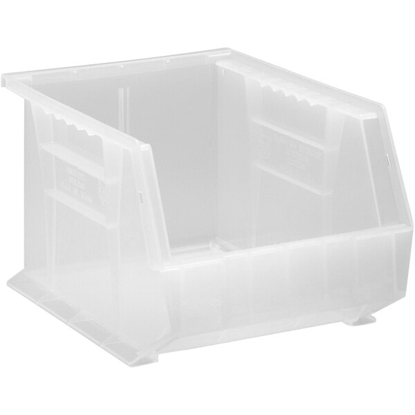 A clear plastic container with a clear lid.
