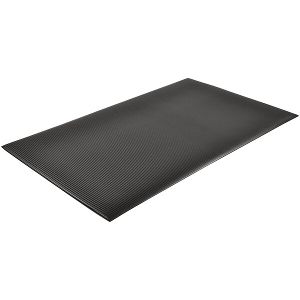 A black Notrax Razorback anti-fatigue mat.