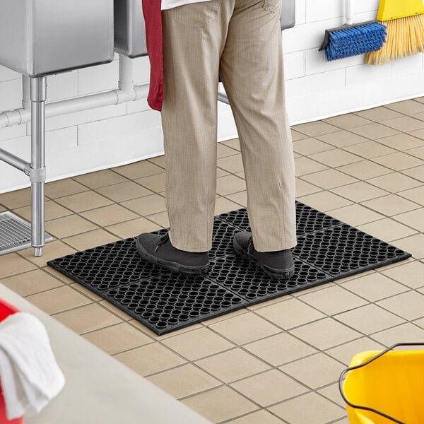 Choice 3' x 3' Black Rubber Connectable Anti-Fatigue Floor Mat - 1/2 Thick