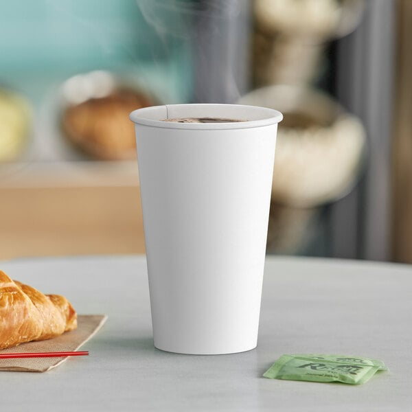 Solo Polycoated Hot Paper Cups, 16 oz, White