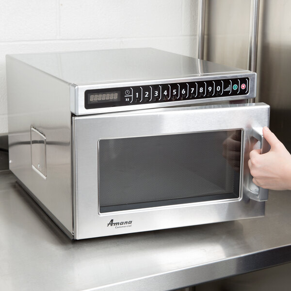 Amana Hdc212 Heavy Duty Stainless Steel Commercial Microwave 208 Amana Hdc212 Heavy Duty Stainless Steel Commercial Microwave 208 240v 2100w