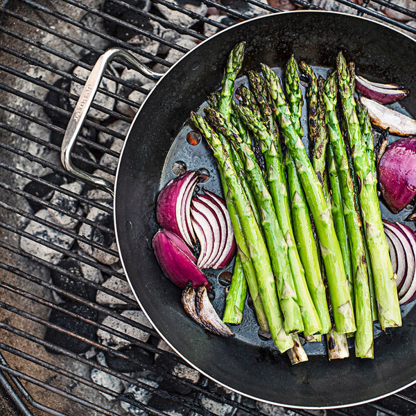 de Buyer Carbon Steel Fry Pan Giveaway (US Only) (CLOSED) • Just One  Cookbook