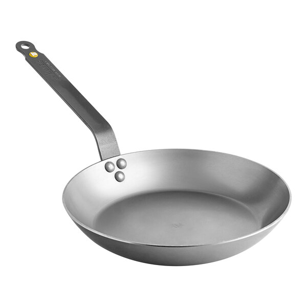 A de Buyer Mineral B Element carbon steel frying pan with a handle.