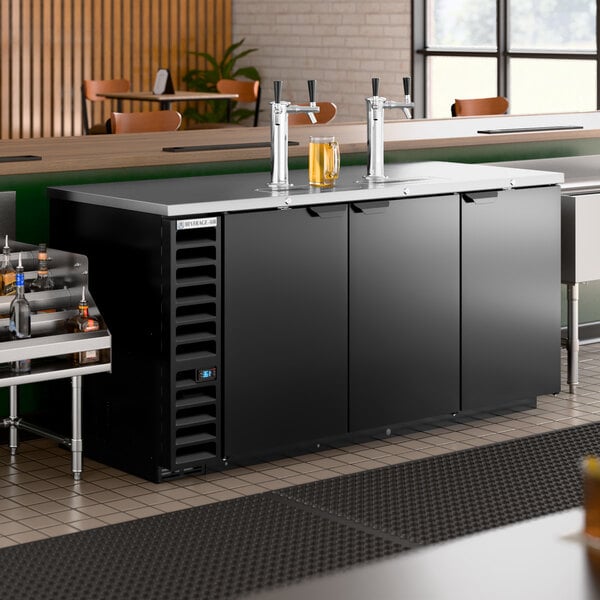 Beverage-Air DD78HC-1-B (2) Double Tap Kegerator Beer Dispenser - Black, (4) 1/2 Keg Capacity