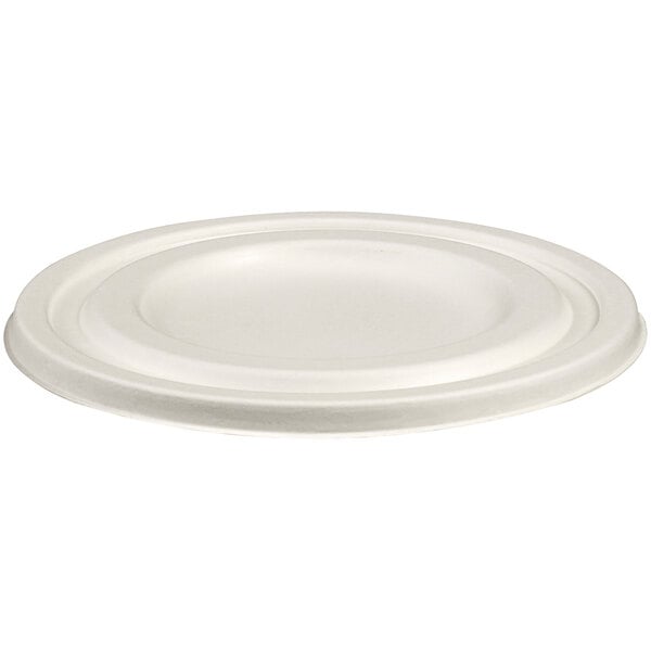 A Solia white sugarcane pulp flat lid on a white plate.