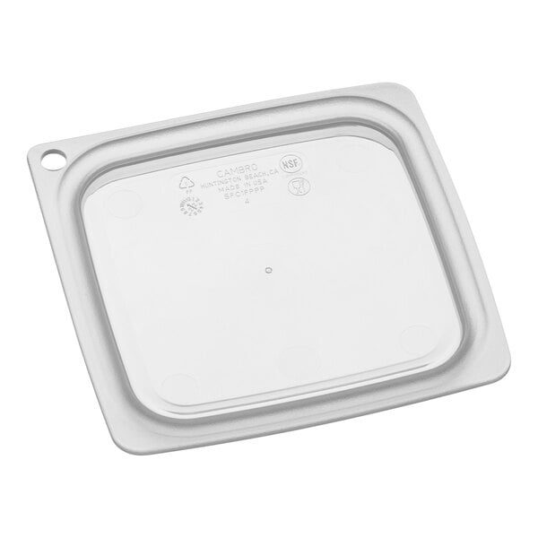 A white square plastic lid for a Cambro FreshPro container.