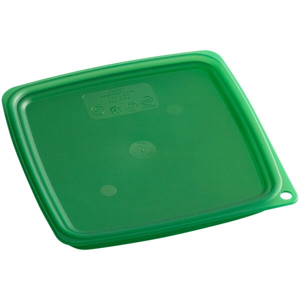 A green plastic Cambro FreshPro container lid.