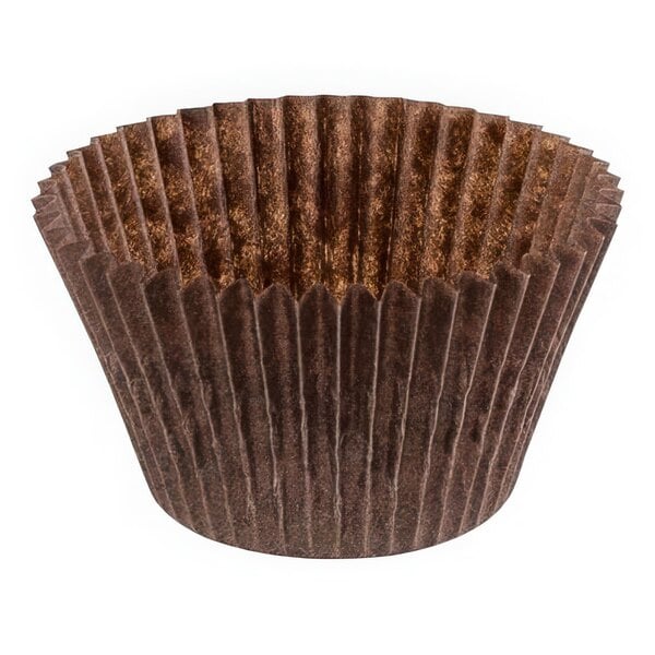 A brown paper Novacart fluted baking cup with a brown rim.