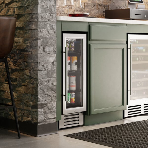 AvaValley BRC-52-SZ 52-Can Single Temperature Slim Full Glass Door Beverage Cooler
