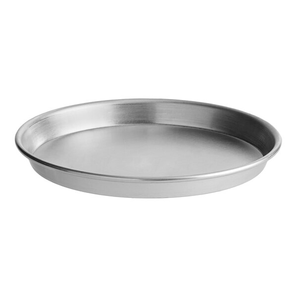An American Metalcraft aluminum deep dish pizza pan with a silver rim.