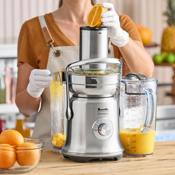 Breville Commercial CBJE830 Juice Fountain XL Pro Continuous Feed Centrifugal Juice Extractor with Variable Speed - 120V