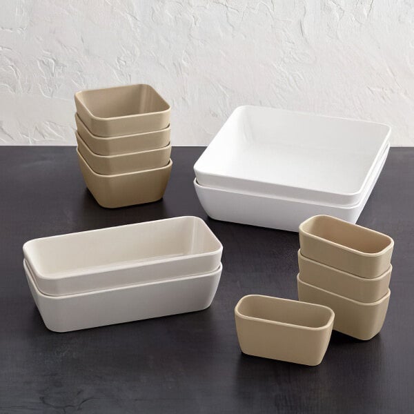 A white rectangular American Metalcraft melamine plate.