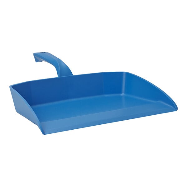 A blue plastic dustpan with a handle.