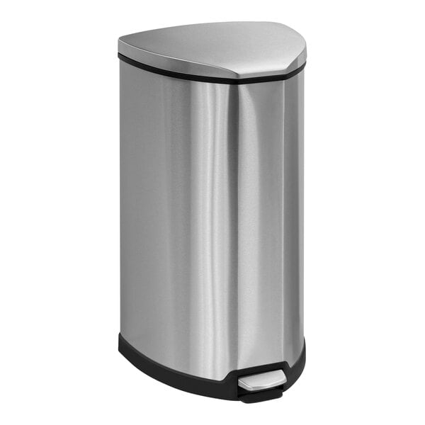 Safco Hands-free Step-on Stainless Receptacle - 7 gal Capacity - 21 Safco Hands-free Step-on Stainless Receptacle - 7 gal Capacity - 21