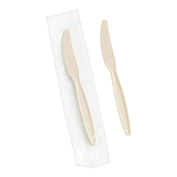 Choice 7 5/8" Beige Extra Heavy Weight Wrapped Polystyrene Plastic Knife - 1,000/Case