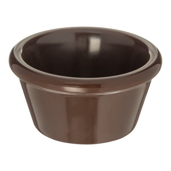A brown Carlisle ramekin.