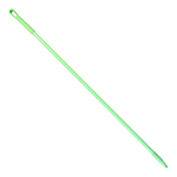 A green threaded fiberglass handle.