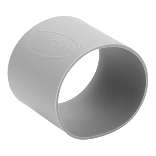 A close-up of a Vikan grey rubber band with a logo on the packaging.