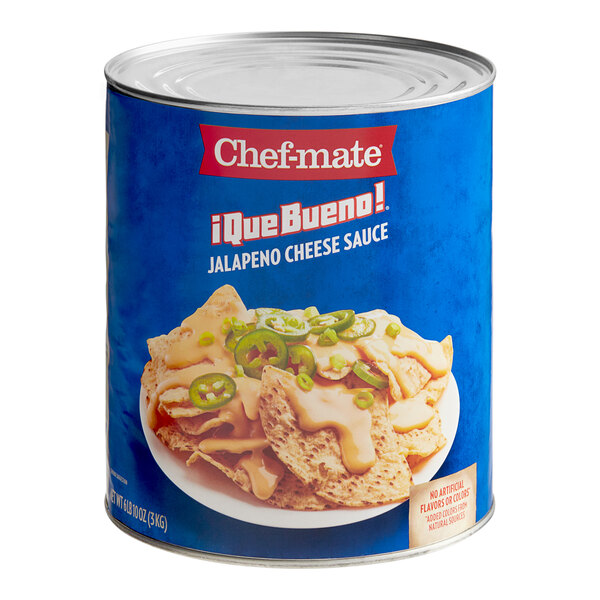 A #10 can of Chef-Mate Que Bueno Jalapeno Cheddar Cheese Sauce with a label of nachos with jalapenos and cheese.
