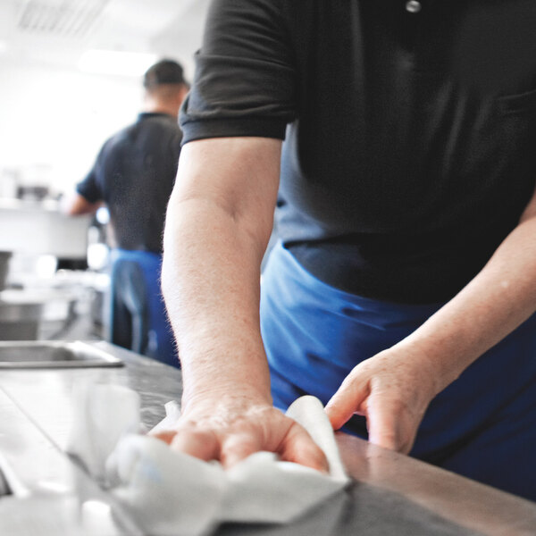 Tork Paper Wiper Plus 9" x 16" White Light-Duty Wiper W24 - 800/Case