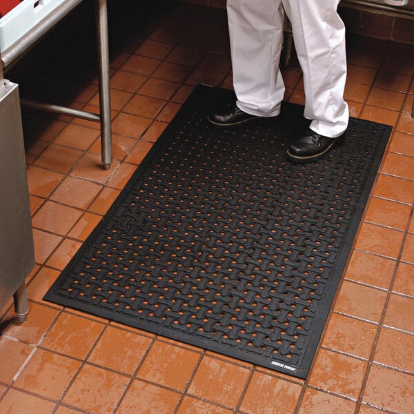 M+A Scraper Matting Comfort Flow 420135900 3' x 5' Black Rubber Anti-Fatigue Scraper Mat with Beveled Edge - 3/8" Thick