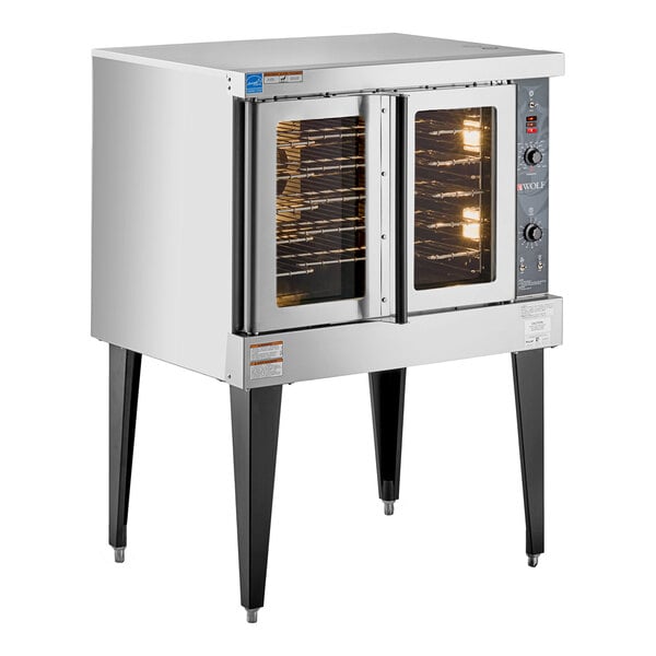 Wolf by Vulcan WC4GD-11D3 Single Deck Full Size Natural Gas Convection Oven - 50,000 BTU