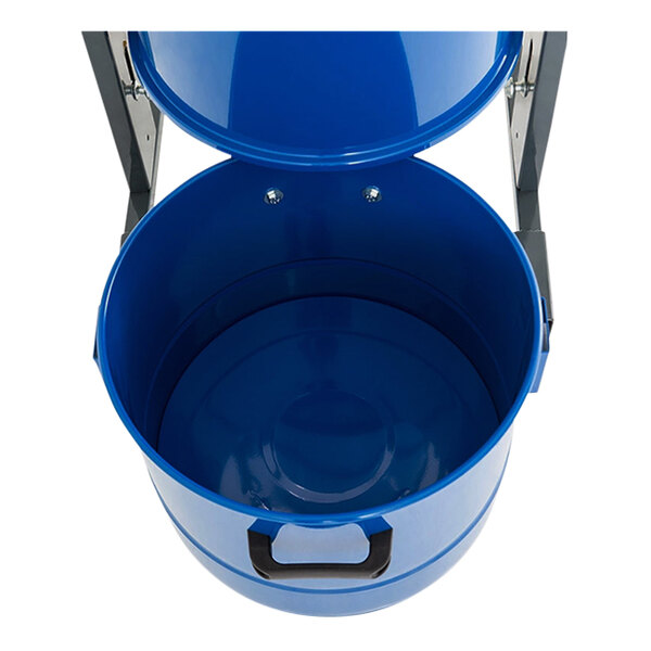 A blue Goodway Technologies heavy-duty dry vacuum with a white border.