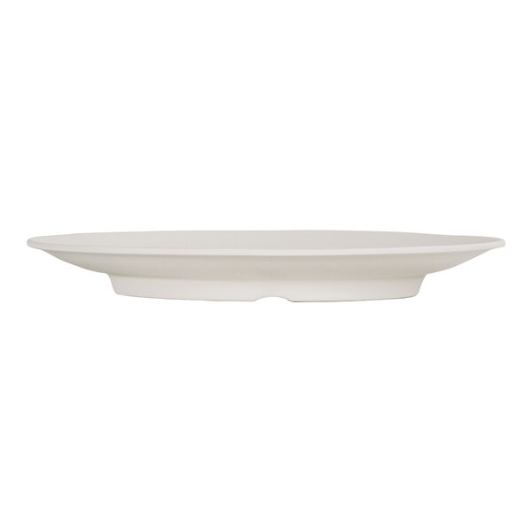 A Cal-Mil ivory melamine coupe plate on a white background.