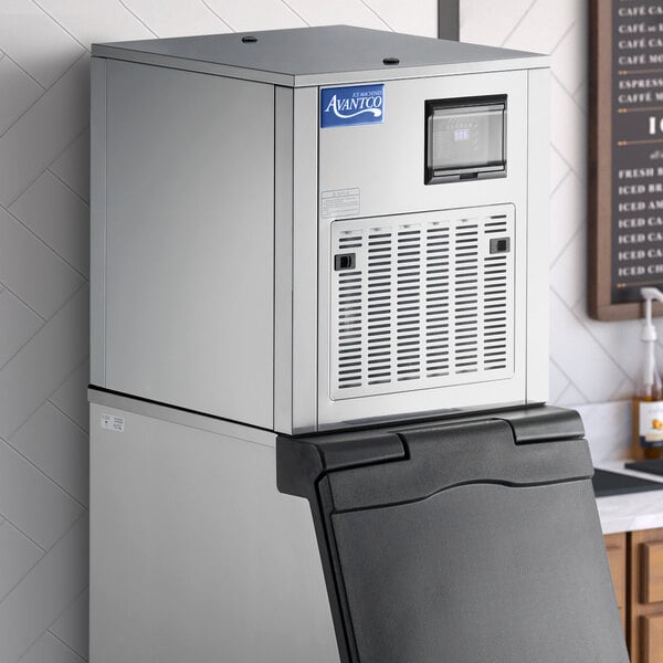 An Avantco air cooled modular nugget ice machine on a white background.