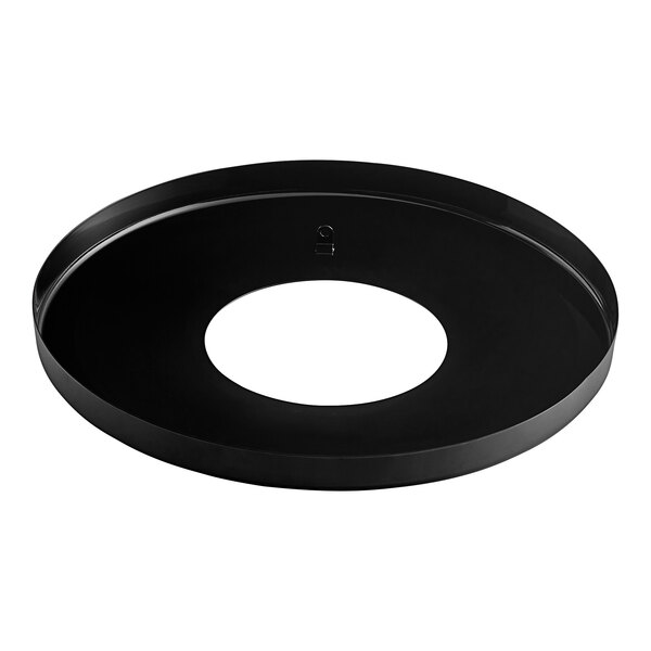 A black circular lid with a white circle on it.