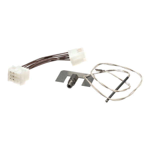 A white wire with a connector for a Henny Penny Fem Probe/Gauge.