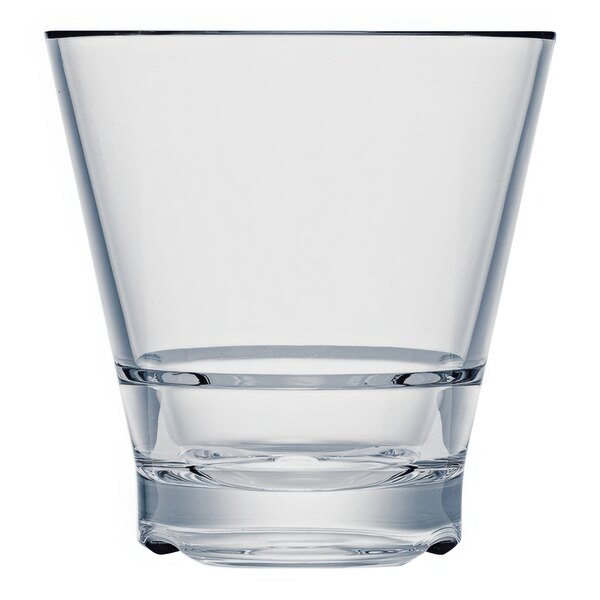 A clear glass with a clear rim.