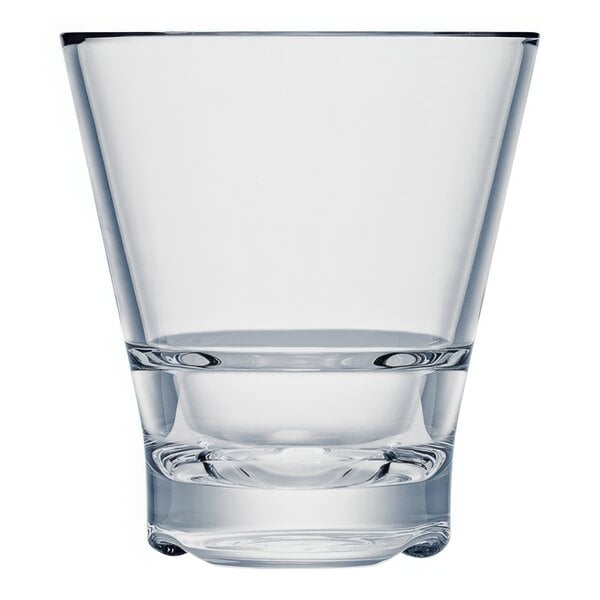 A stack of clear plastic Strahl CapellaStack rocks glasses.