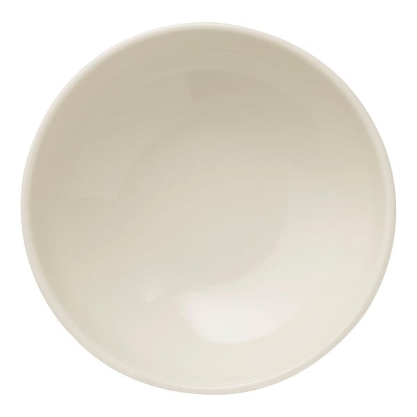 A Libbey Porcelana white porcelain pasta bowl with a white rim.