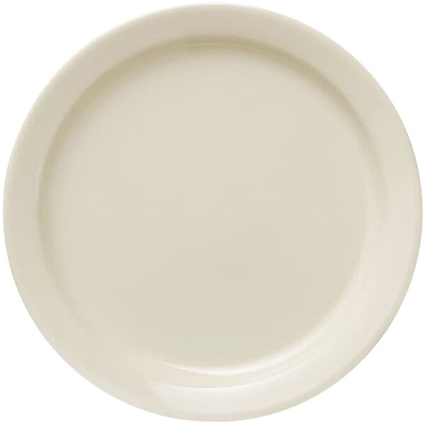 A Libbey Porcelana Cream white plate with a narrow rim.