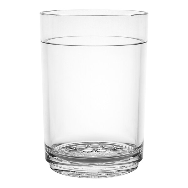 A clear polycrystal pint glass with a clear rim.