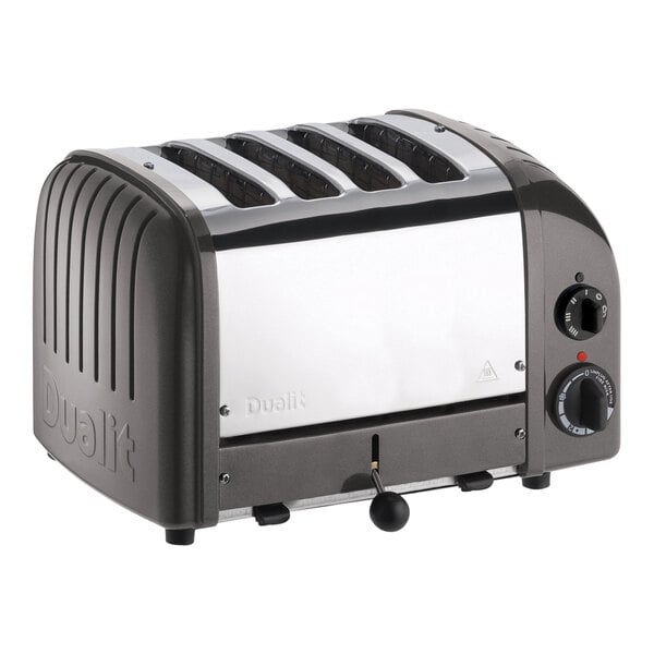 A Cadco 4-slice toaster with metallic gray end panels and 1" slots.