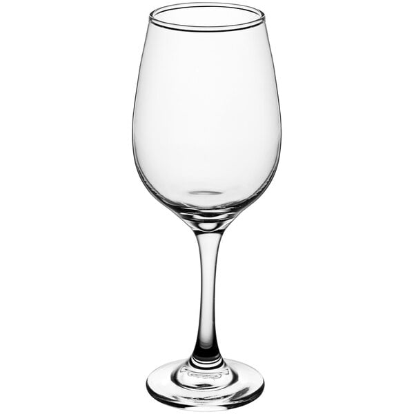 An Acopa clear wine glass with a stem.