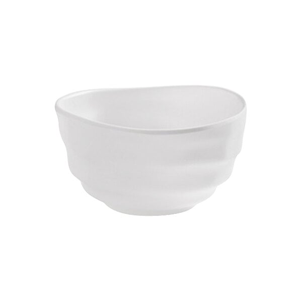 An American Metalcraft Marra Cloud White melamine bowl with a curved edge.