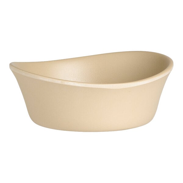 A beige Delfin Marisol melamine fruit bowl with a starfish design.